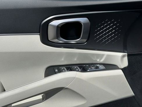 New 2026 Kia Sorento S FWD image 21