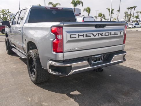 Used 2024 Chevrolet Silverado 1500 LT RWD image 7