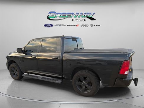 Used 2018 RAM 1500 Big Horn image 8