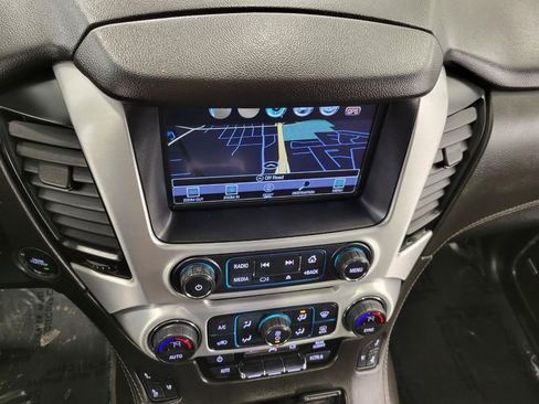 Used 2020 GMC Yukon XL SLT w/ Open Road Package image 8