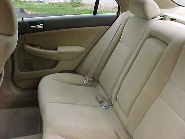 Used 2004 Honda Accord EX image 12
