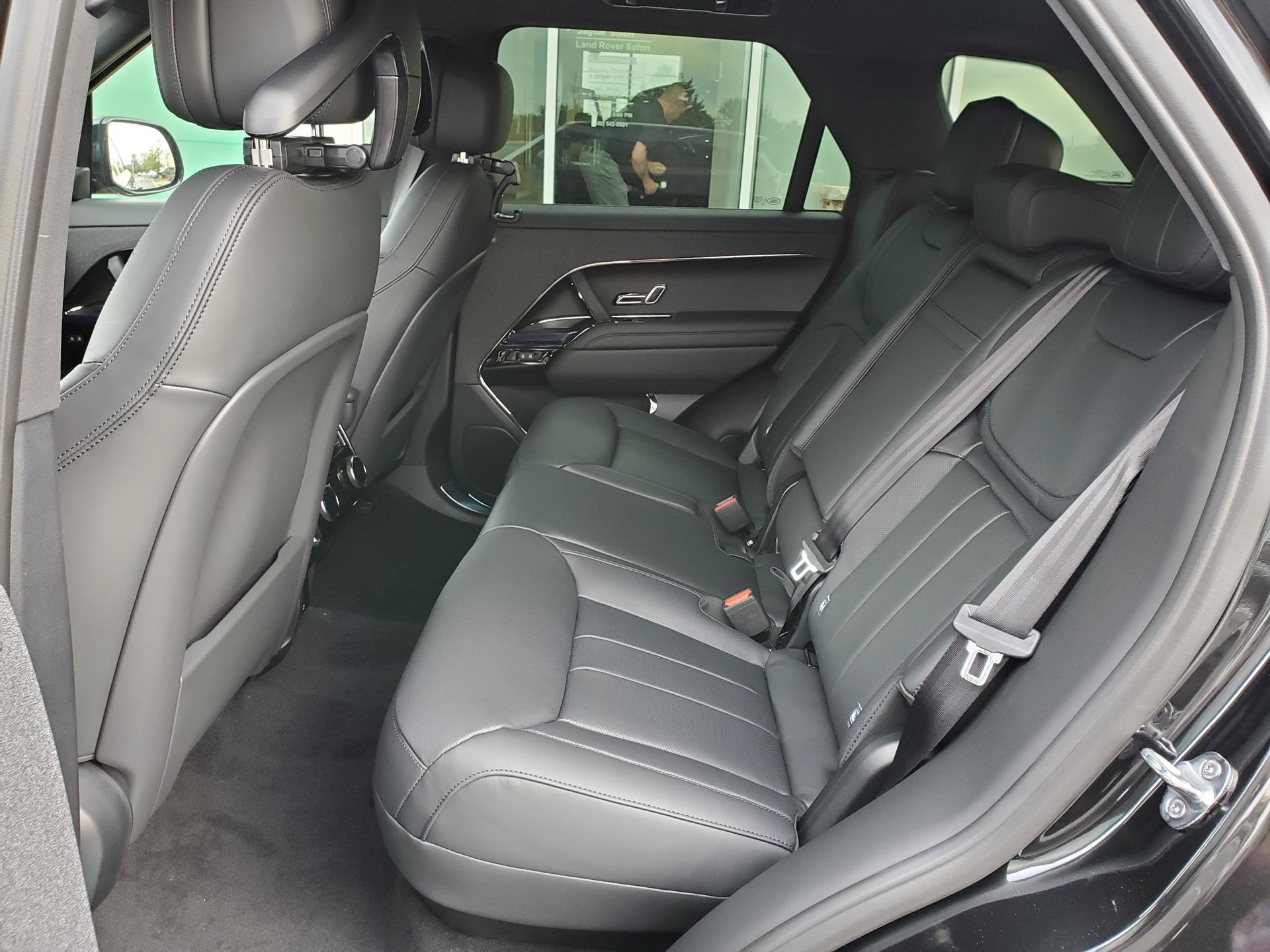 New 2027 Land Rover Range Rover Sport Dynamic SE AWD/4WD image 12