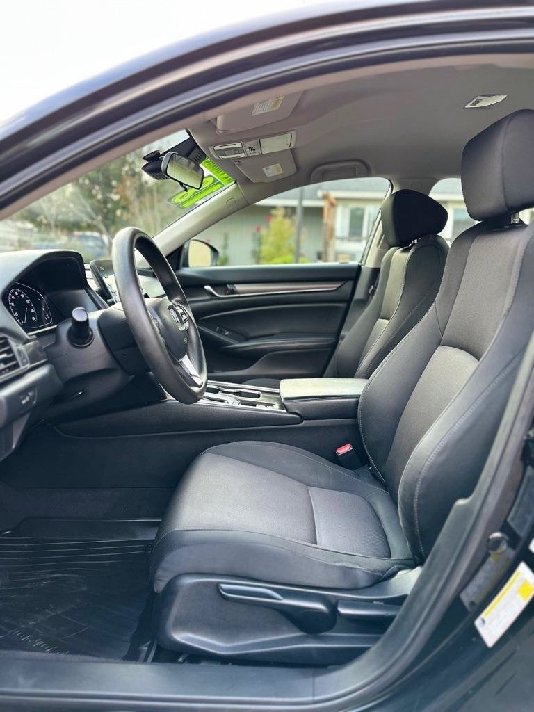 Used 2018 Honda Accord LX image 14
