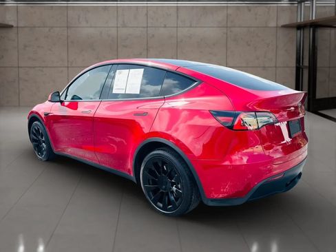 Used 2021 Tesla Model Y Long Range AWD/4WD image 5