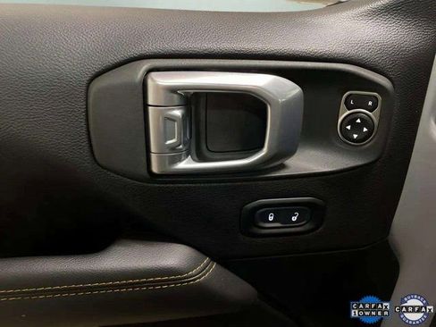 Used 2023 Jeep Wrangler High Altitude image 32