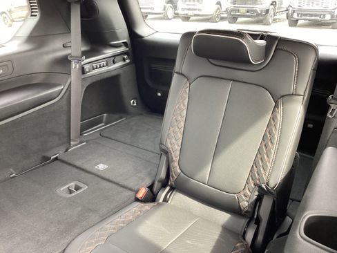Used 2025 Jeep Grand Cherokee L Summit AWD/4WD image 14