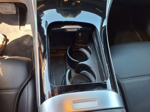 Used 2023 Mercedes-Benz GLC 300 4MATIC image 19