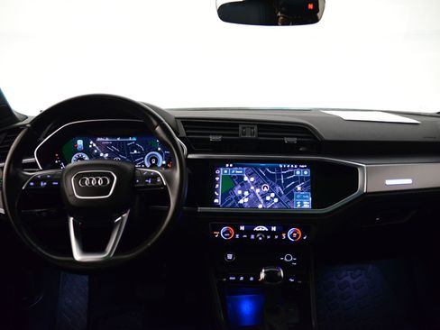 Used 2022 Audi Q3 2.0T Premium Plus w/ Premium Plus Package image 13