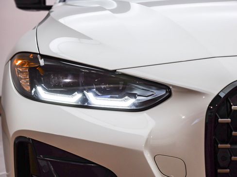 Certified 2023 BMW M440i Coupe w/ Premium Package image 5