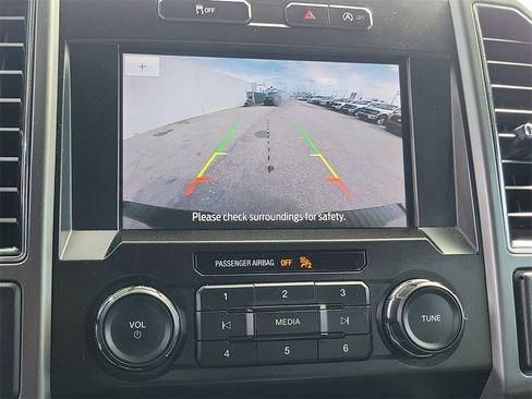 Used 2019 Ford F150 XLT w/ XTR Package image 27