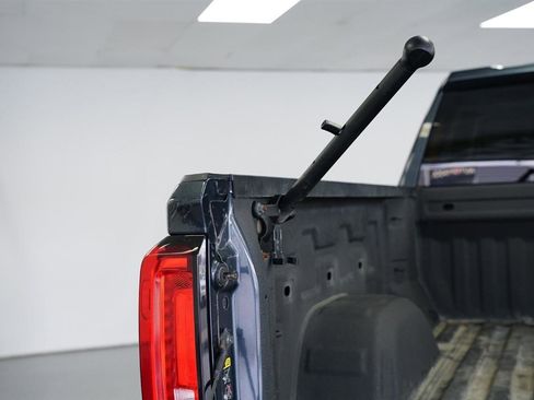 Used 2020 GMC Sierra 1500 SLT image 17