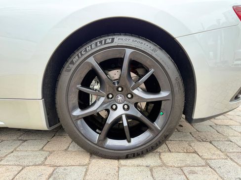 Used 2013 Maserati GranTurismo Sport RWD image 28