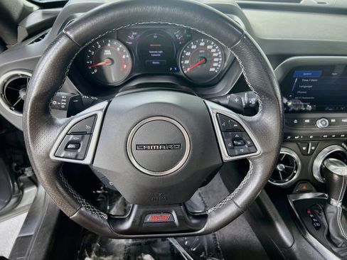 Used 2022 Chevrolet Camaro SS RWD image 10