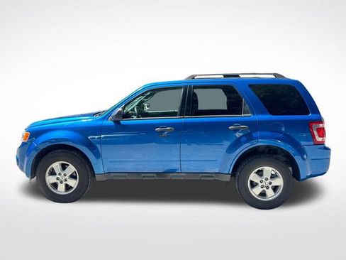 Used 2011 Ford Escape XLT w/ 201A Rapid Spec Order Code FWD image 4