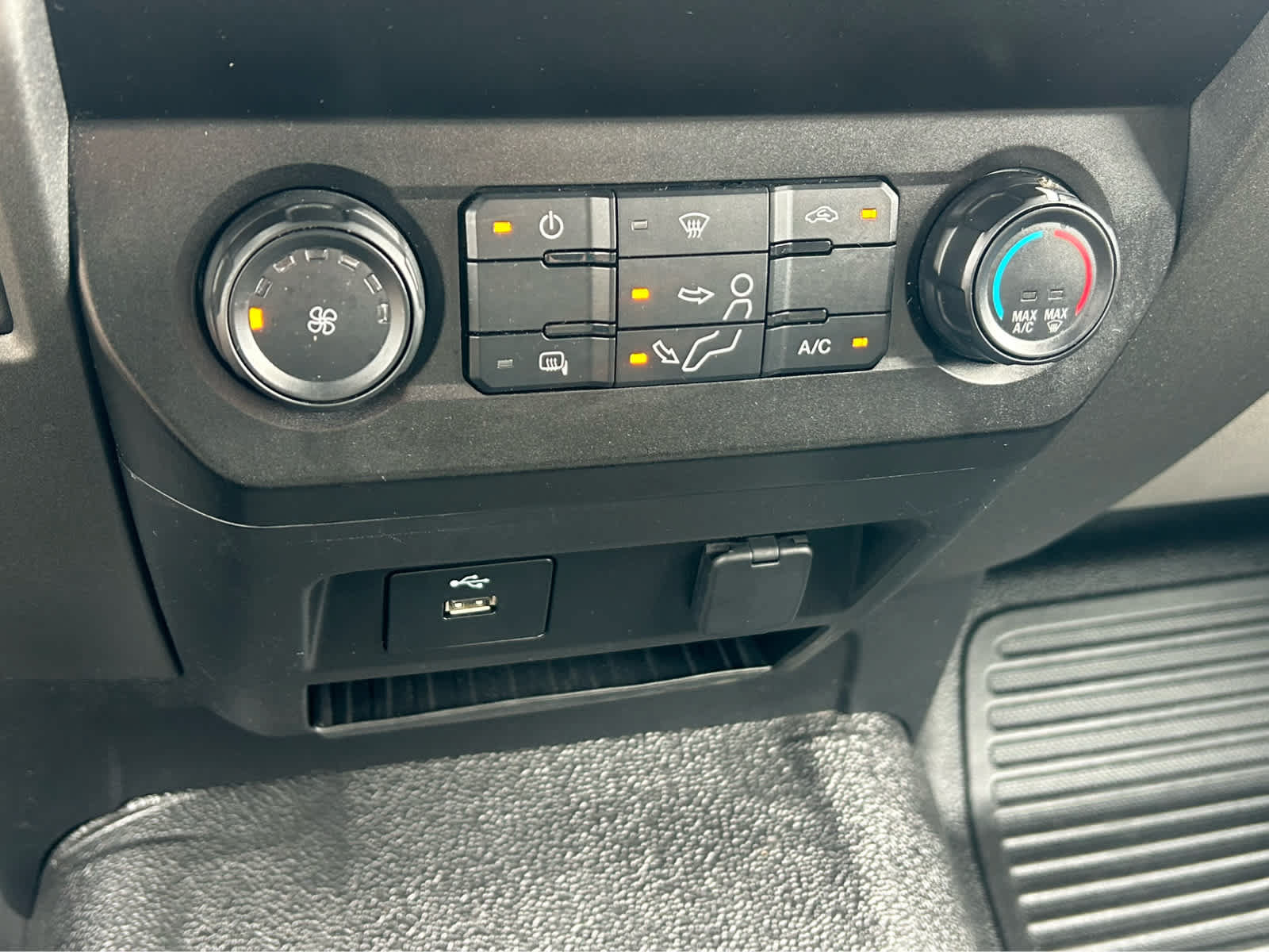Used 2021 Ford F450 XL w/ Power Equipment Group AWD/4WD image 29