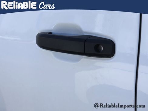 Used 2020 Chevrolet Silverado 1500 Custom w/ Custom Value Package image 23