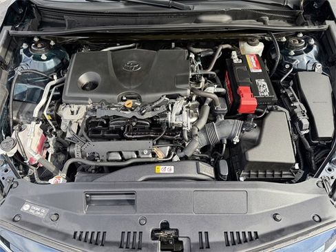 Used 2019 Toyota Camry LE image 38