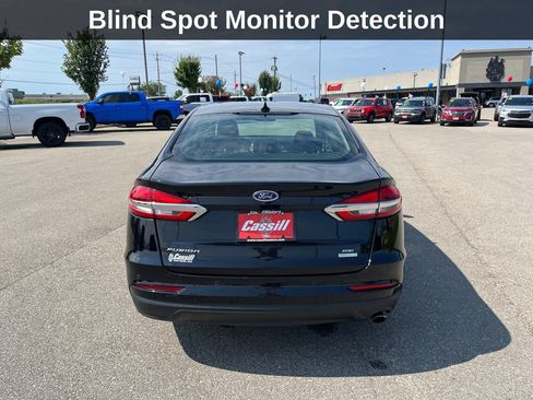 Used 2020 Ford Fusion SE FWD image 5