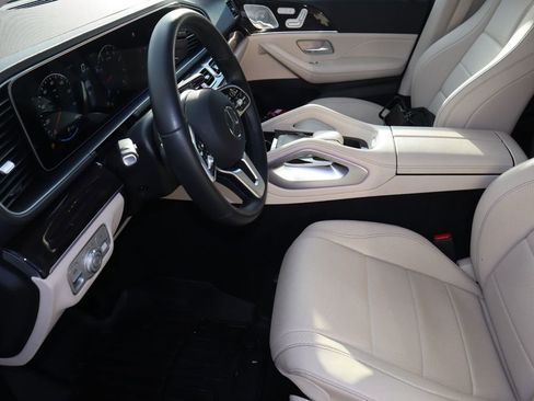 Used 2021 Mercedes-Benz GLE 350 4MATIC w/ Premium Package image 12
