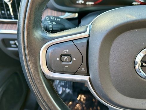 Used 2022 Volvo S60 B5 Inscription image 31