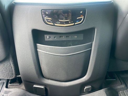 Certified 2020 Cadillac Escalade Premium Luxury w/ Escalade Sport Edition AWD/4WD image 17
