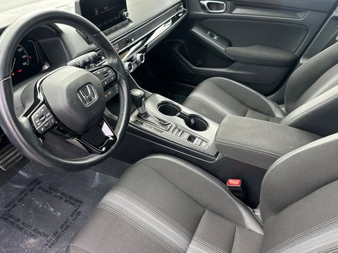 Used 2024 Honda Civic Sport image 4