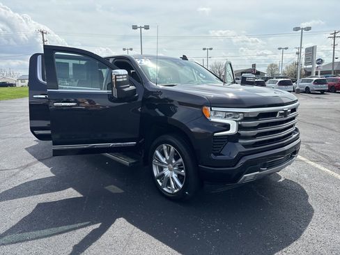 Used 2024 Chevrolet Silverado 1500 High Country w/ High Country Premium Package AWD/4WD image 19