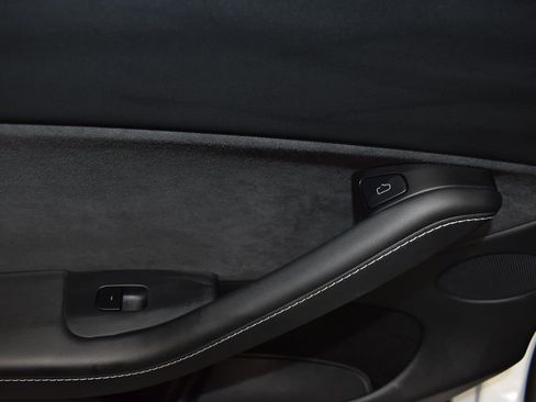 Used 2025 Tesla Model Y Long Range image 14