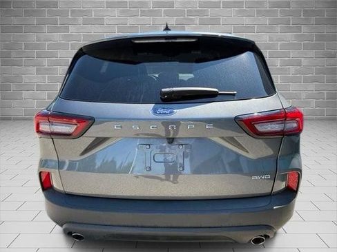 Certified 2025 Ford Escape ST-Line w/ Cold Weather Package AWD/4WD image 6