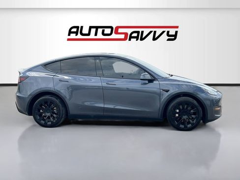 Used 2023 Tesla Model Y Long Range AWD/4WD image 8
