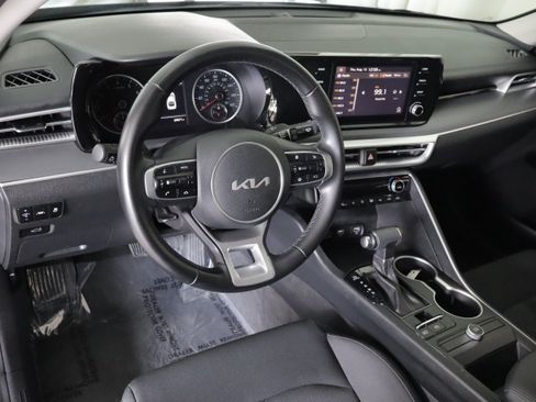 Used 2022 Kia K5 LXS AWD/4WD image 8
