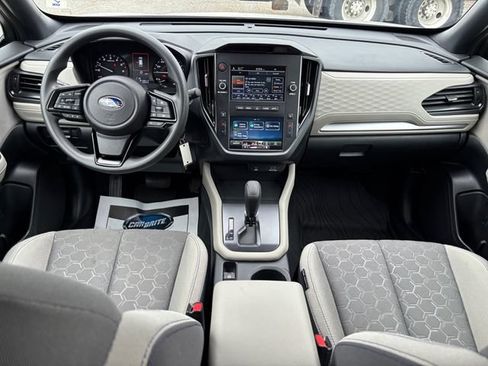 Used 2025 Subaru Forester AWD/4WD image 21