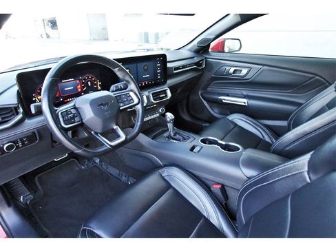 Used 2024 Ford Mustang Premium image 10