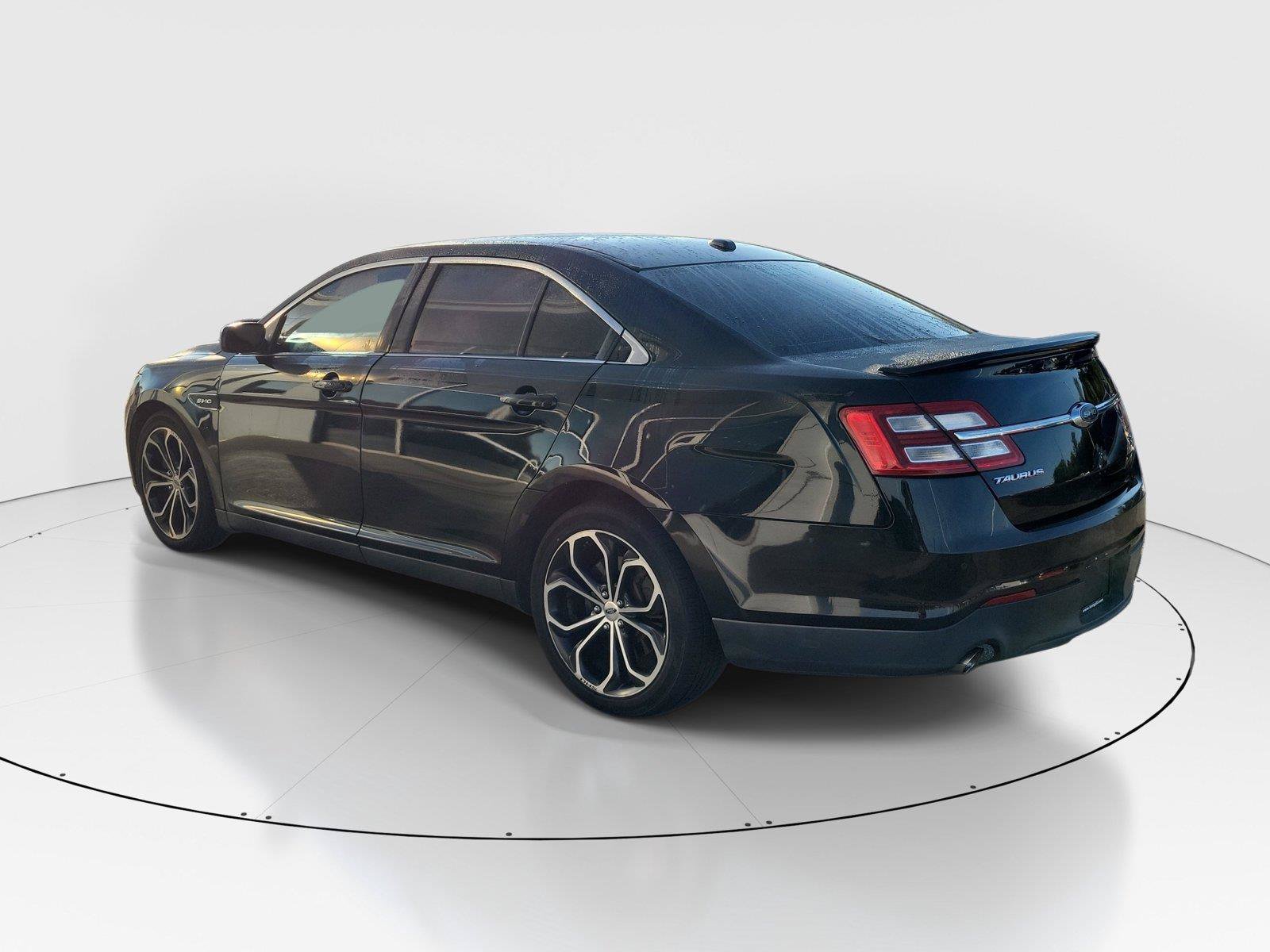 Used 2017 Ford Taurus SHO AWD/4WD image 3
