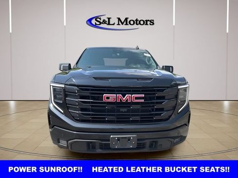 Used 2024 GMC Sierra 1500 Elevation w/ Elevation Premium Package AWD/4WD image 2