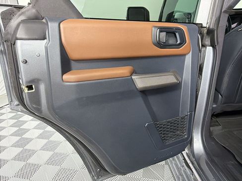 Used 2023 Ford Bronco Outer Banks AWD/4WD image 17