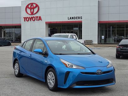 Used 2020 Toyota Prius LE