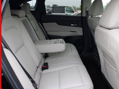 New 2025 Nissan Murano SV w/ Cargo Package image 17