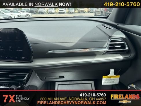 New 2025 Chevrolet Traverse LT w/ Driver Confidence Package image 52