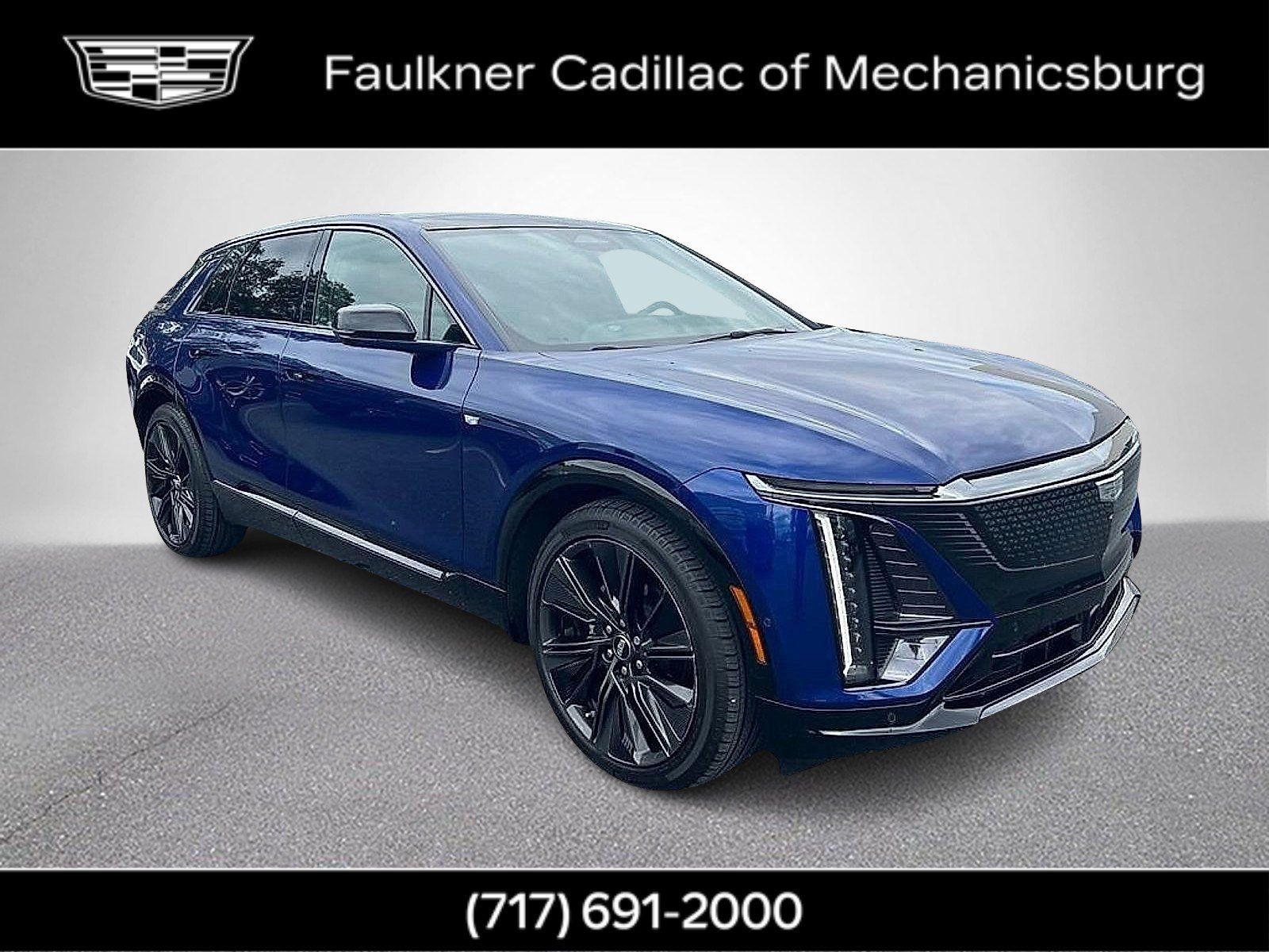 Used 2024 Cadillac Lyriq Sport AWD/4WD image 3
