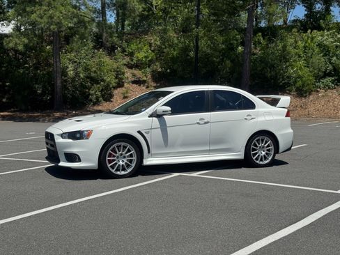 Used 2015 Mitsubishi Lancer Evolution GSR AWD/4WD image 5