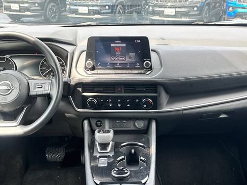 Used 2024 Nissan Rogue S AWD/4WD image 23
