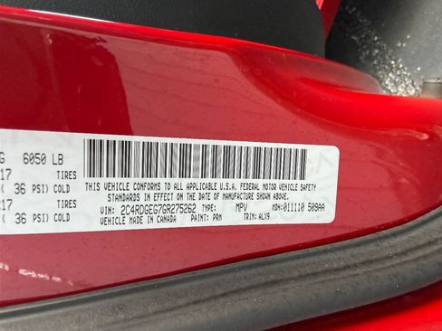 Used 2016 Dodge Grand Caravan R/T FWD image 3