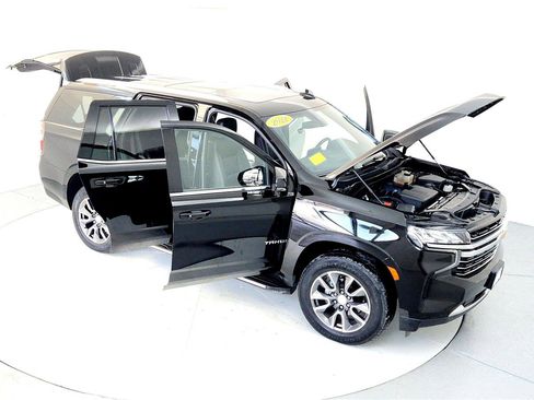 Used 2022 Chevrolet Tahoe LT w/ Luxury Package image 24