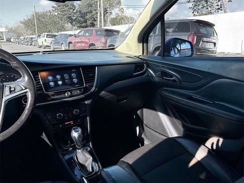 Used 2018 Buick Encore Preferred image 22