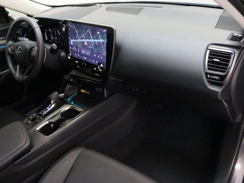 Used 2025 Lexus NX 350 AWD w/ Cold Area Package image 40