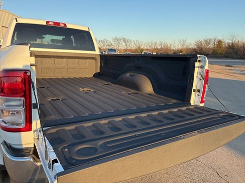 Used 2024 RAM 3500 Big Horn image 5