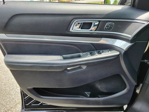 Used 2019 Ford Explorer Sport w/ Equipment Group 401A AWD/4WD image 44