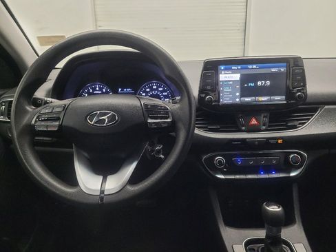 Used 2019 Hyundai Elantra GT FWD image 22
