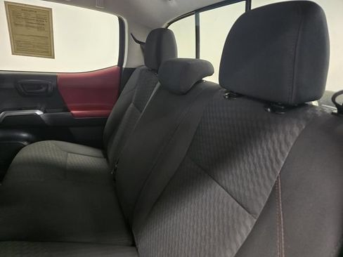 Used 2021 Toyota Tacoma SR5 RWD image 13